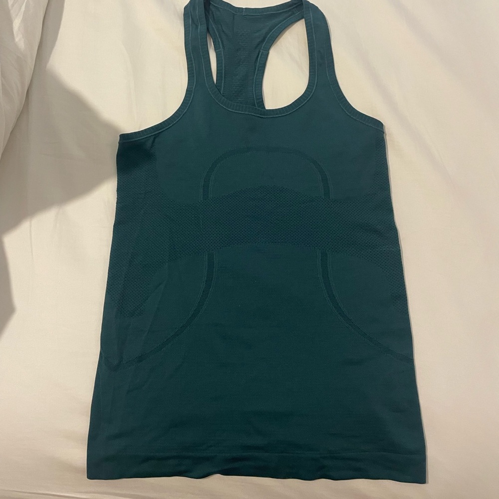 Lululemon swiftly tank in green